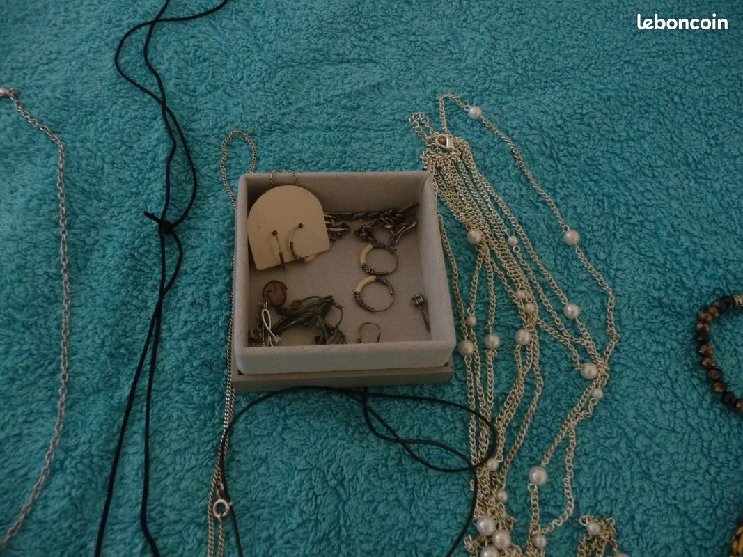 Lot bijoux (image 2)