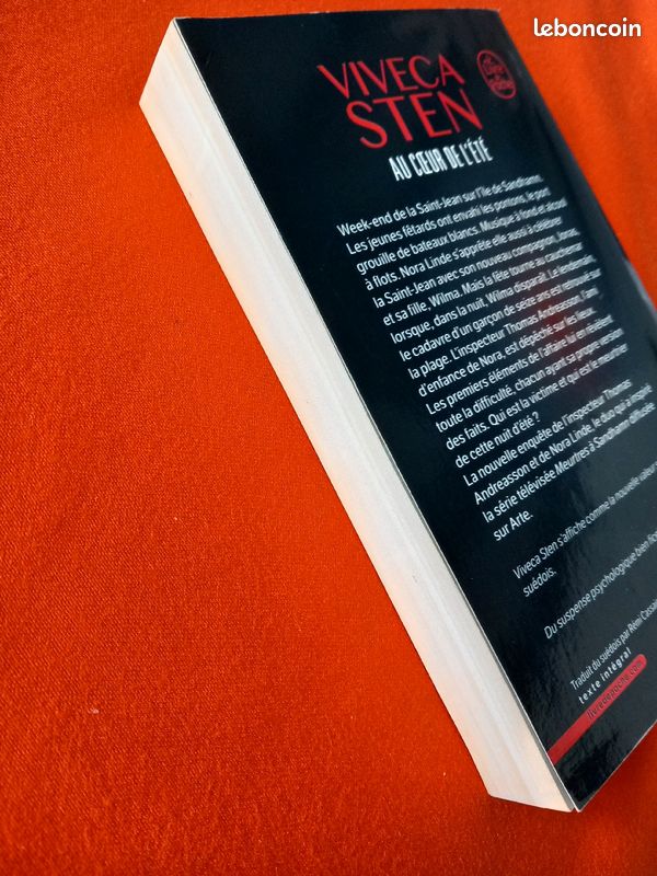Viveca Sten. Au cœur de l'été. Le livre de poche (image 4)