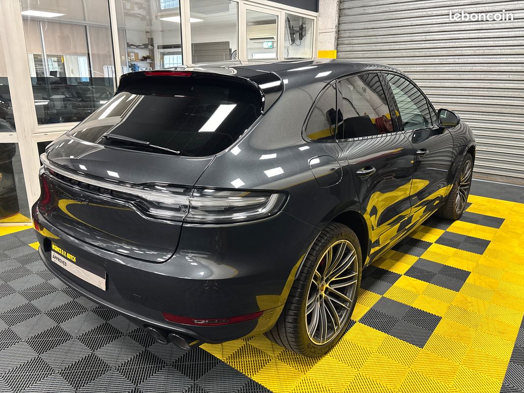 Porsche Macan GTS 380 cv PDK toit ouvrant jantes 21 pack sport chrono bose CarPlay attelage (image 3)