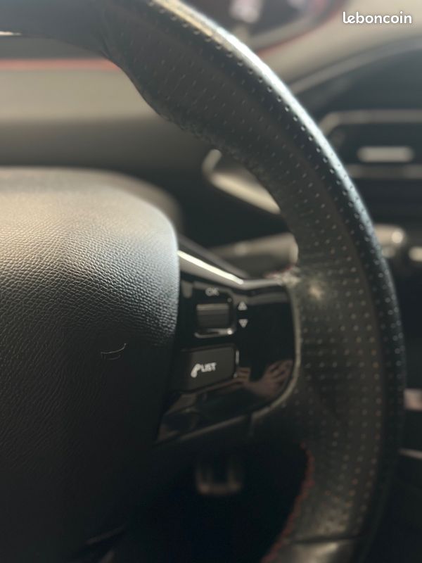 PEUGEOT 308 GTI 1.6 THP 270 by Peugeot Sport (image 21)