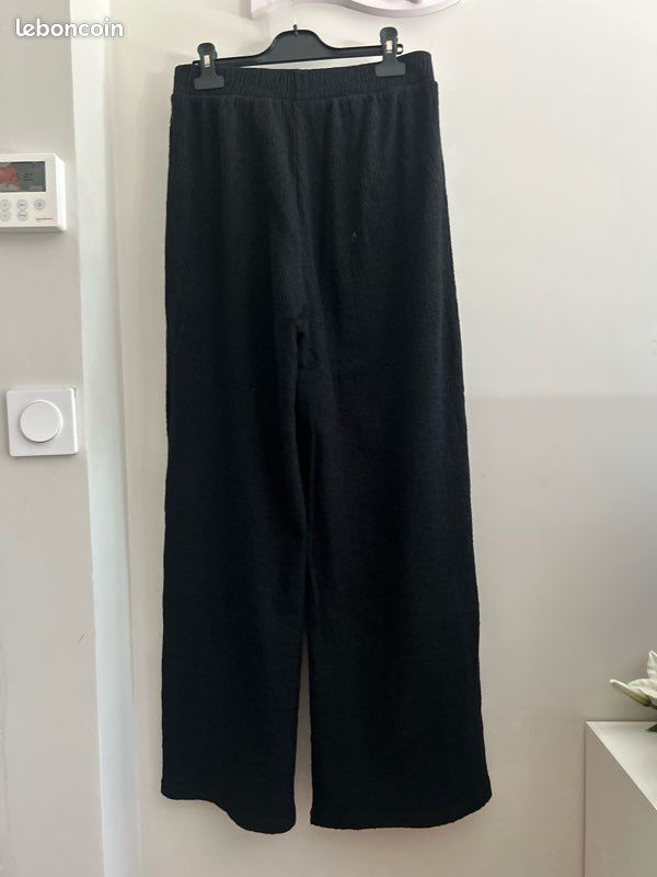 Pantalon à jambes à larges Zara noir pour femme taille 38/M (image 2)