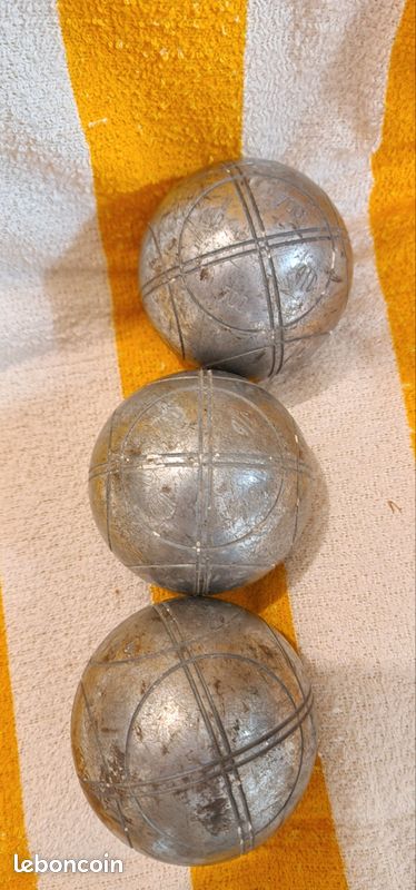 Boules De Pétanque Obut ATC 700 – Occasion En Très Bon état, Parfaites Pour Jouer
