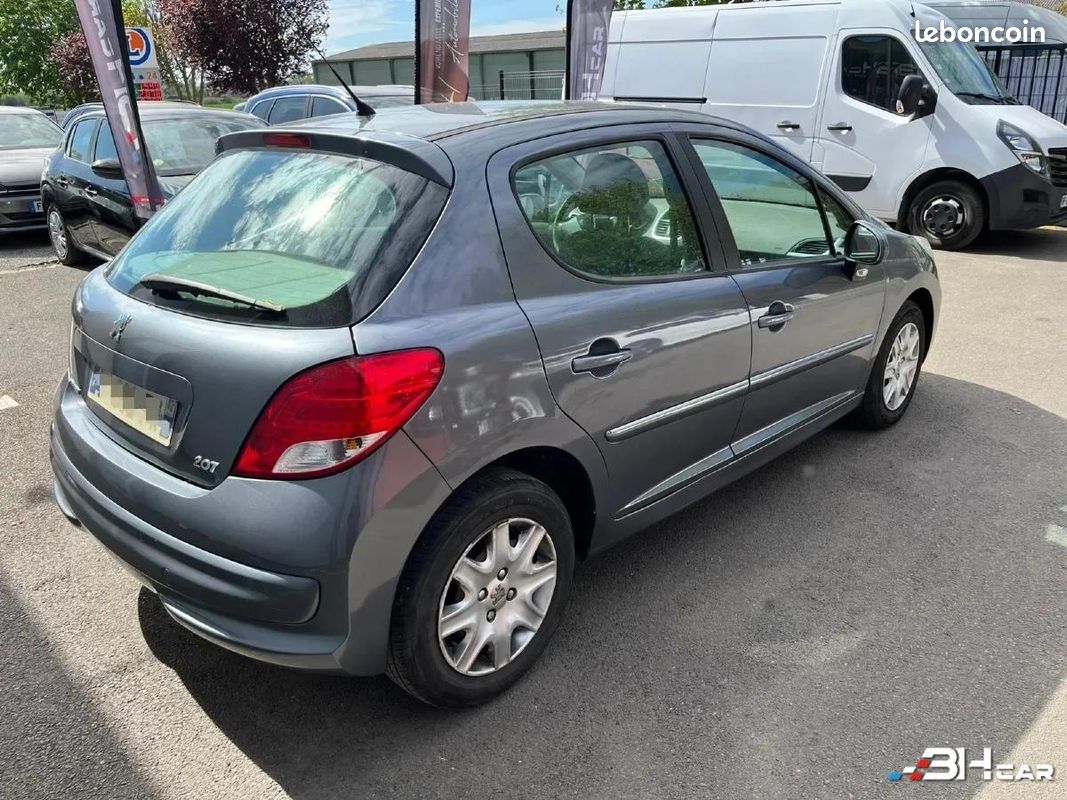 Peugeot 207 1.4 HDI 70 ACTIVE (image 4)