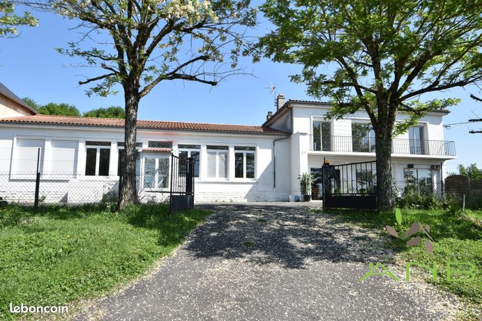 Maison 6 pièces 204 m²