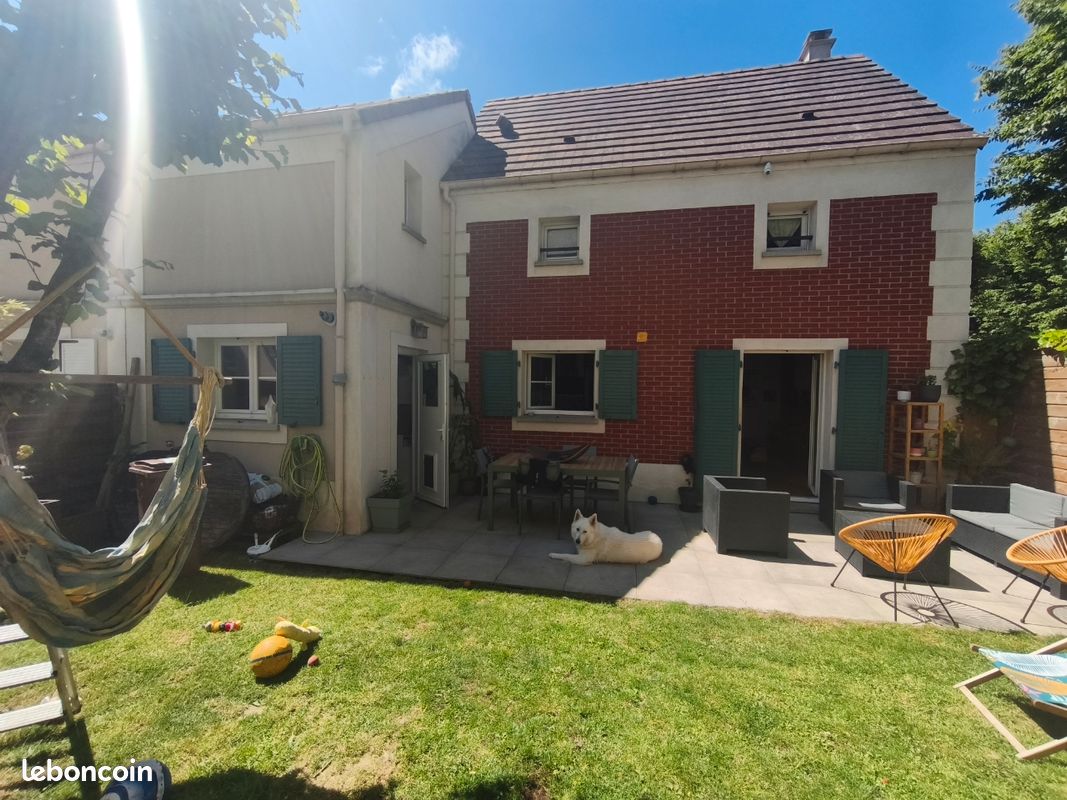 Maison 5 pièces 84 m² · à Bois-d'Arcy · 84 m² · 420 000 €