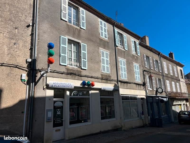Immeuble 444 m² · au Dorat · 444 m² · 284 998 €