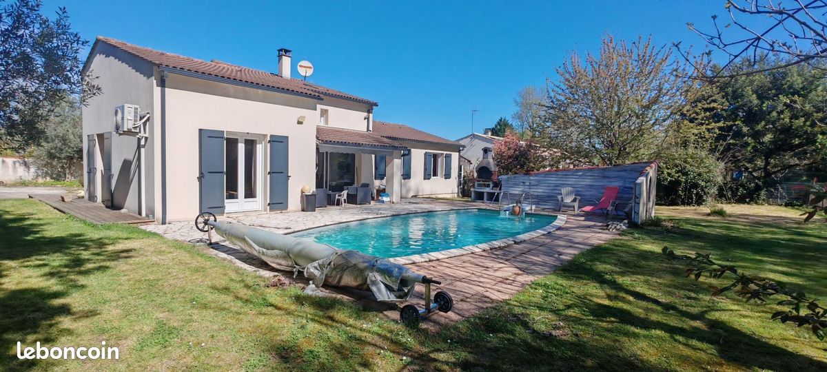 Maison 6 pièces 134 m² · à Fontcouverte · 134 m² · 279 500 €