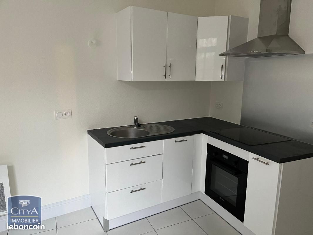 Appartement 1 pièce 24 m² - Poitiers 86000 (image principale 1)