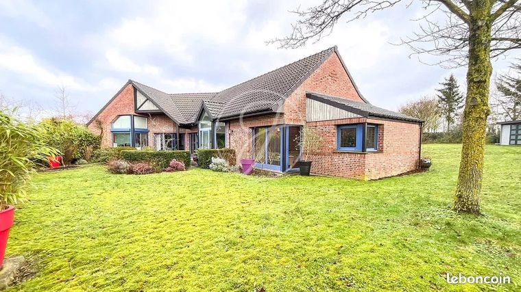 Maison 8 pièces 217 m²
