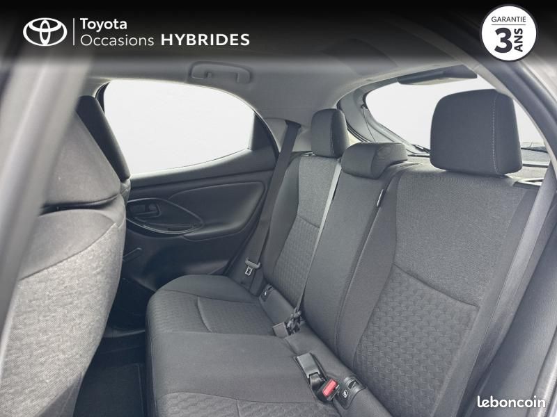 Toyota Yaris 70 VVT-i Dynamic 5p MY22 (image 12)