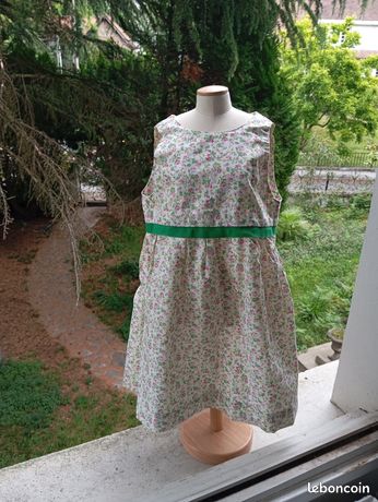 Robe blanche enfant fille à fleurs rose rouge vert culotte