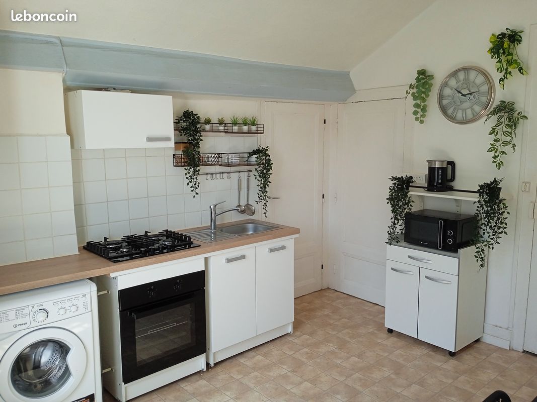 Appartement 2 pièces 30 m² · à Saint-Étienne · 30 m² · 339 €/mois
