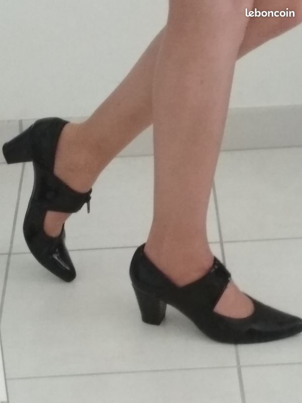 Chaussures vernis été noires (image 1)