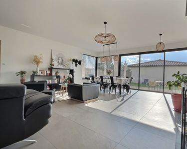 Maison 700 000 € - 159 m²