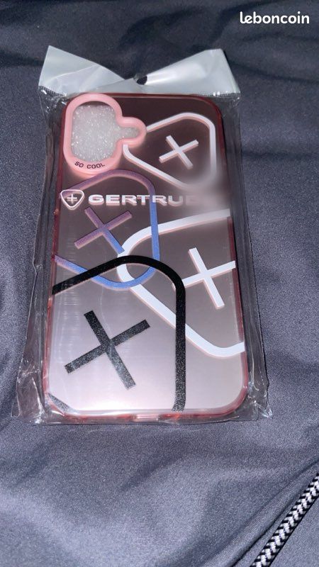 Coque Gertrude neuve rose pour iPhone 13 mini
