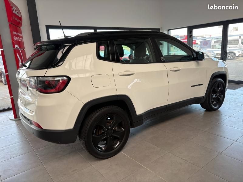 Jeep Compass 1.6 MultiJet II 120ch Brooklyn Edition 4x2 Euro6d-T 126g (image 4)