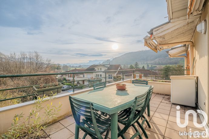 Appartement 4 pièces 152 m²