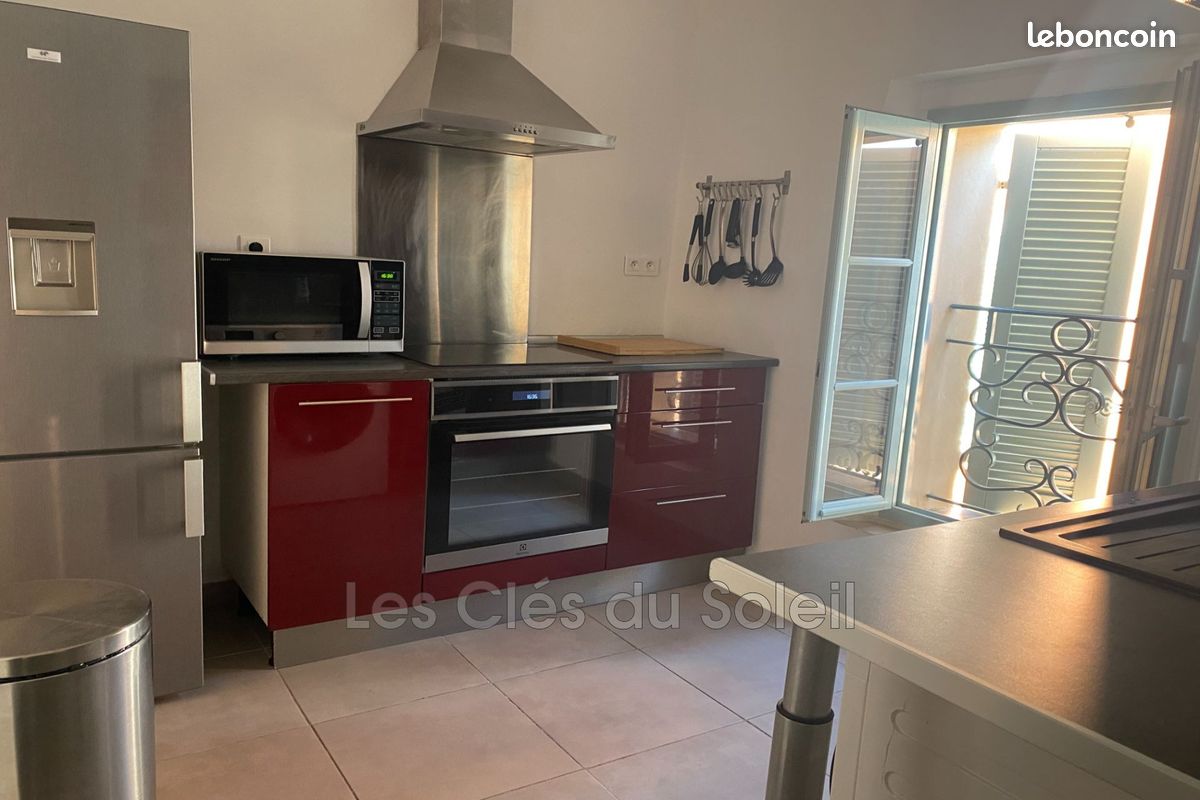 Appartement 3 pièces 54 m² · à La Valette-du-Var · 54 m² · 821 €
