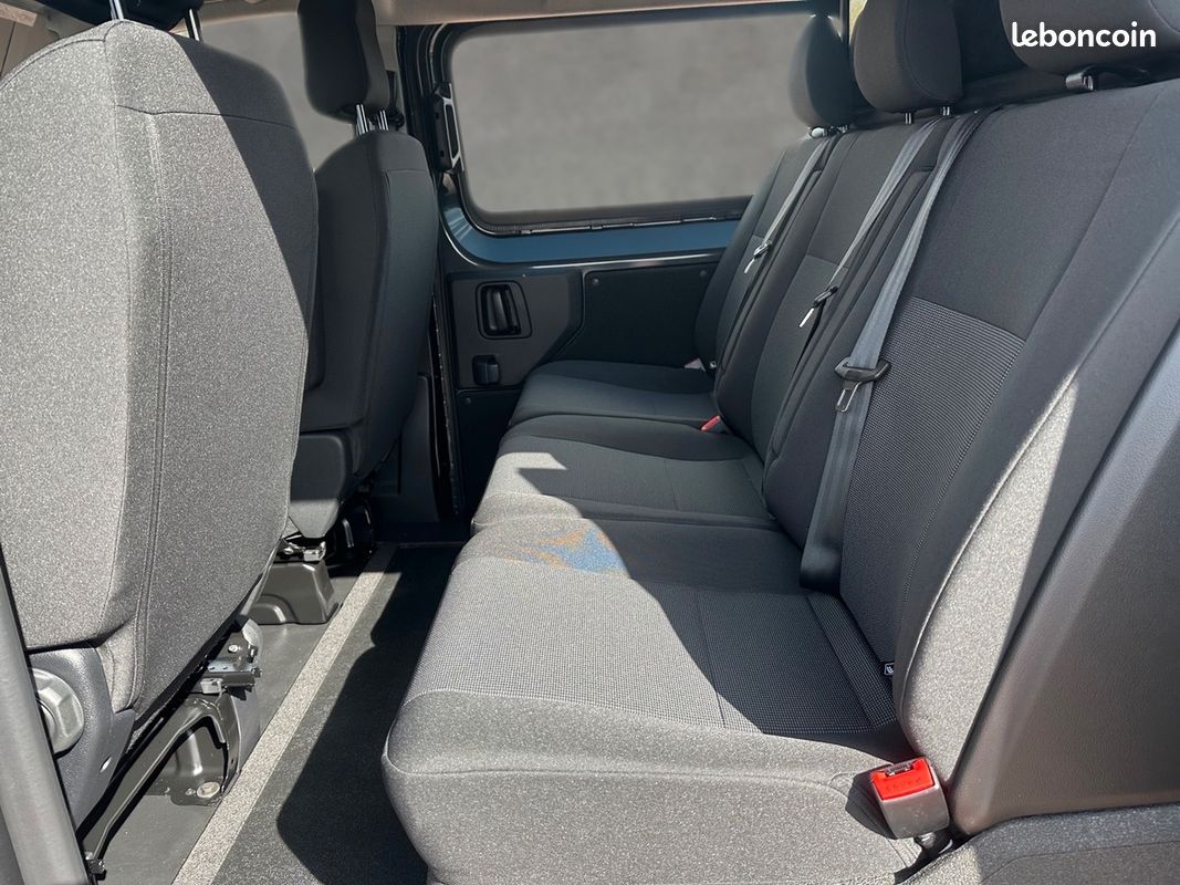 Citroën Jumpy DOUBLE CABINE 5 PLACES + OPTIONS L3 LONG 2.0 HDI 180 EAT8 Diesel - Boite Auto (image 13)