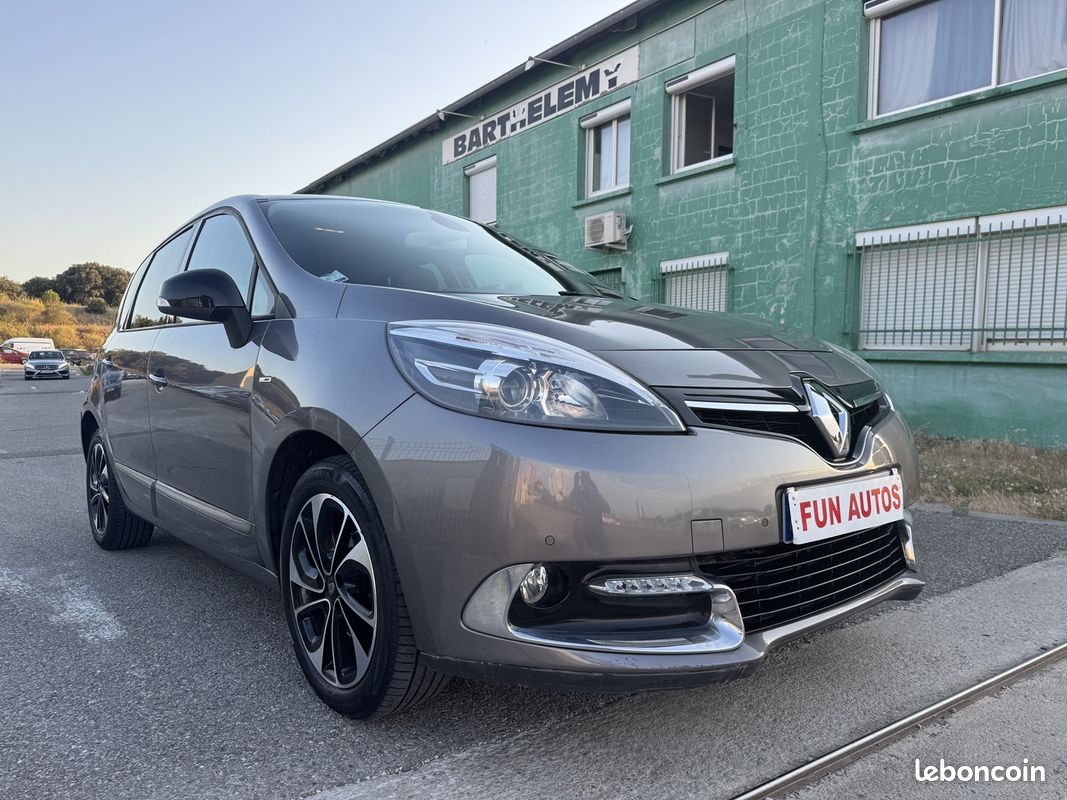 Renault SCENIC III 1.5 DCI 110CH BOSE 2015 EDC (image 3)