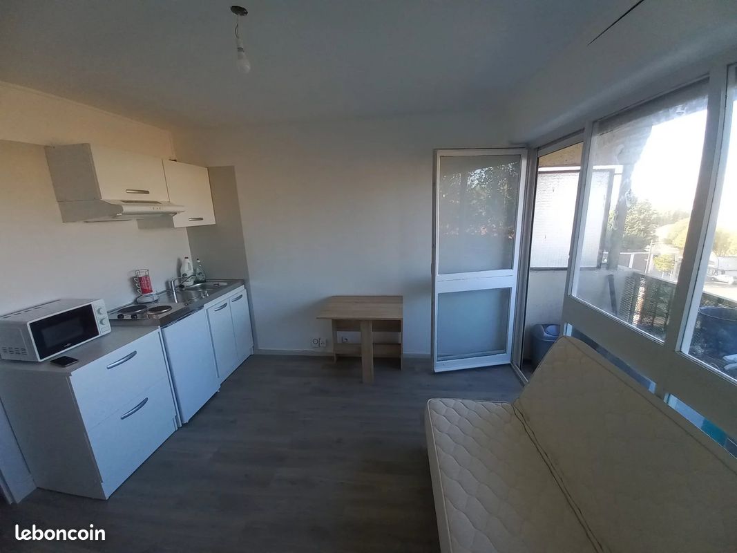Appartement 1 pièce 18 m² · à Aix-en-Provence · 18 m² · 629 €