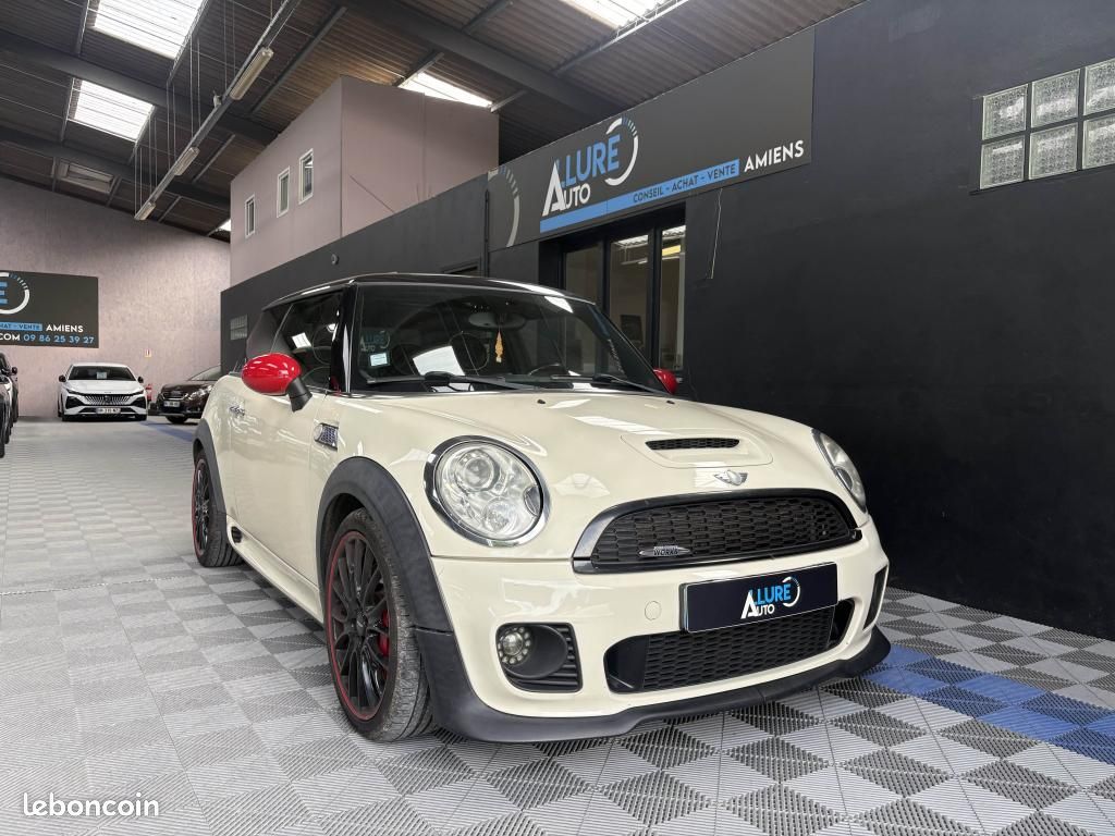 MINI MINI 1.6i - 175 R56 COUPE Cooper S PACK JOHN COOPER WORKS (image 1)