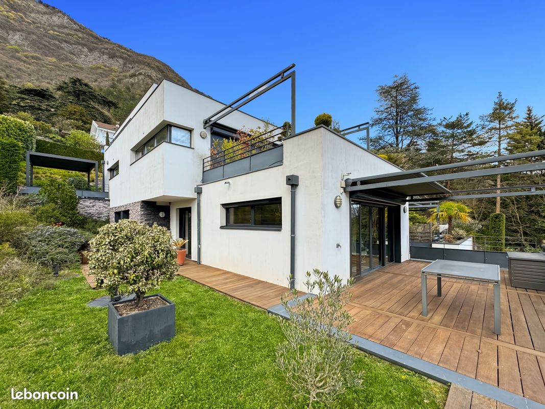 Appartement 3 pièces 90 m² · à La Tronche · 90 m² · 495 000 €