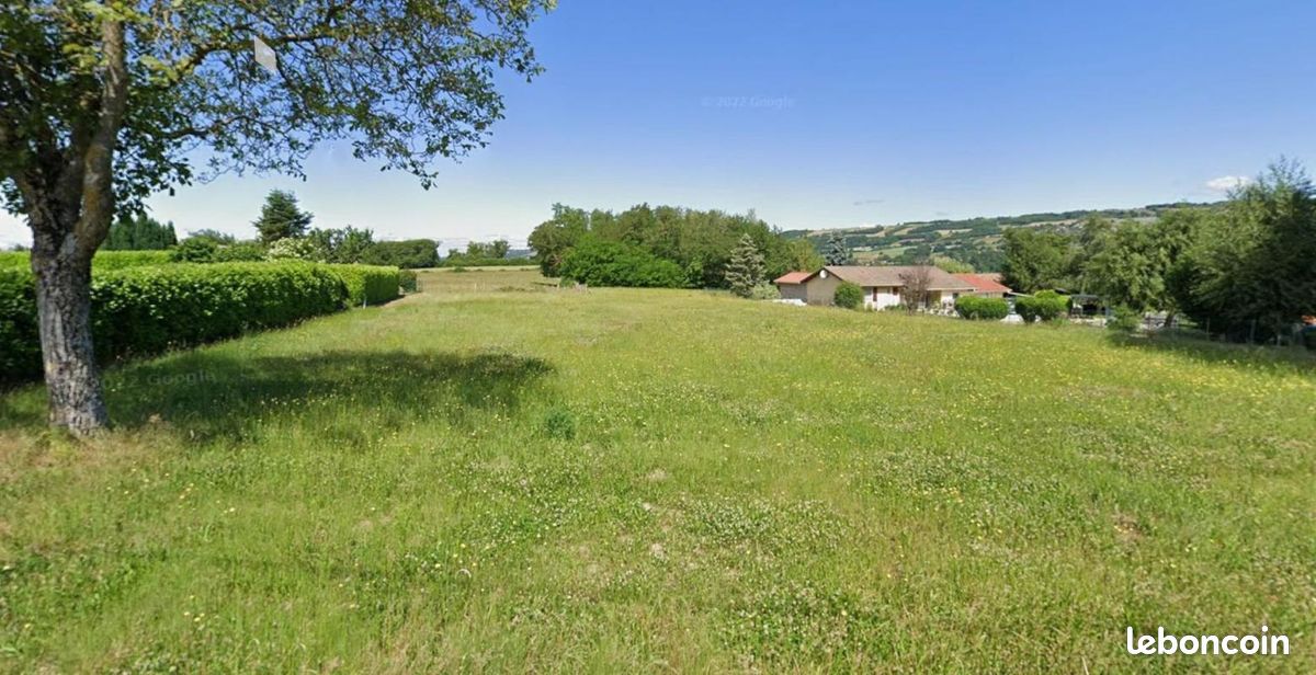 Terrain 1 332 m² Saint Hilaire De La Cote · à Saint-Hilaire-de-la-Côte · 70 000 €