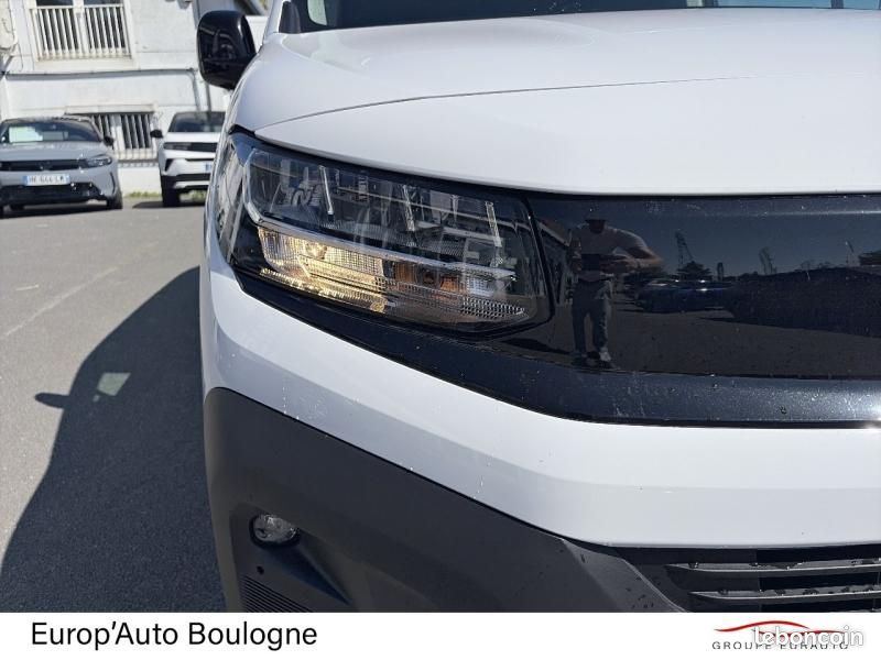 Opel Combo Cargo M Essence 110ch Pack Premium Connect (image 16)