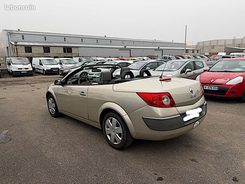 Renault MEGANE II CC 2.0 16V 136CH LUXE PRIVILEGE (image 7)
