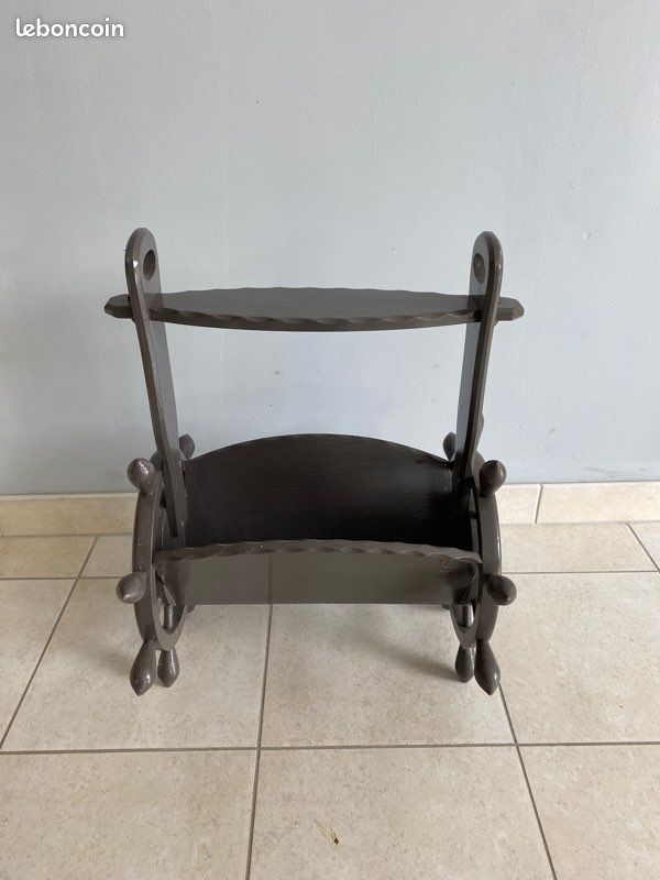 Porte revues en bois (image 1)