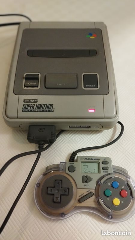 Console SUPER NINTENDO (1992) Consoles