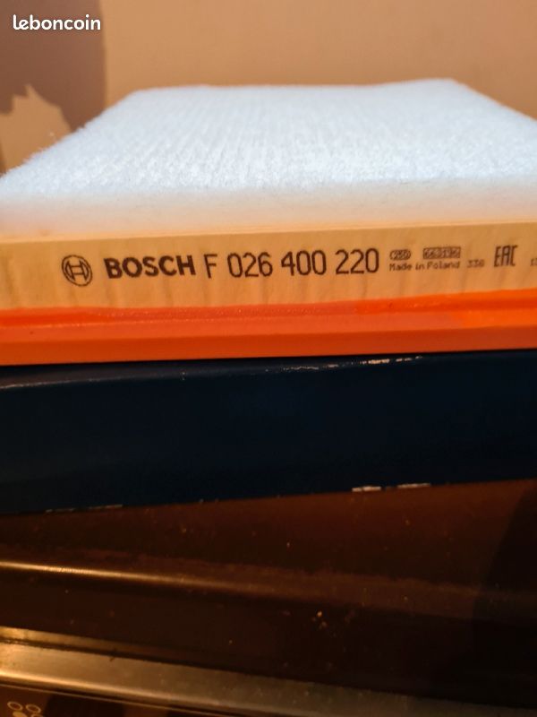 Bosch S0220 - Filtre à air Auto