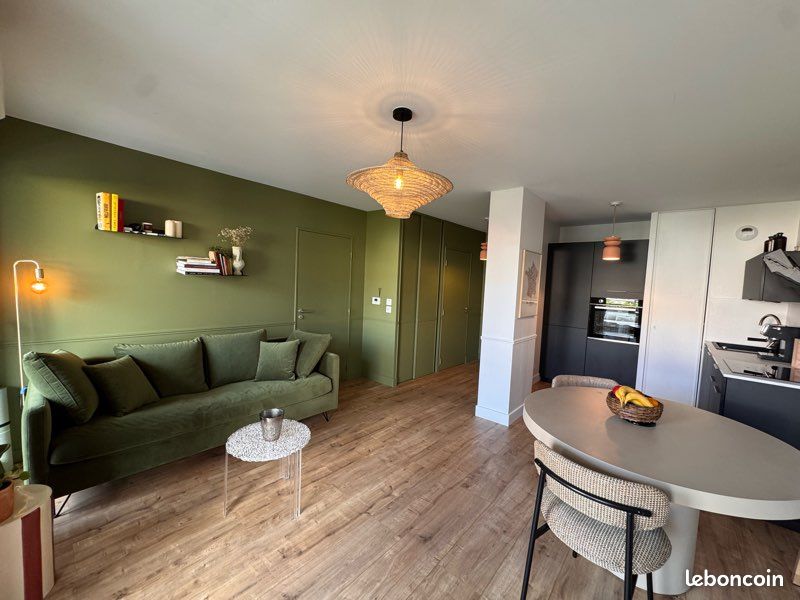 Appartement 2 pièces 63 m² · à Tassin-la-Demi-Lune · 63 m² · 249 000 €