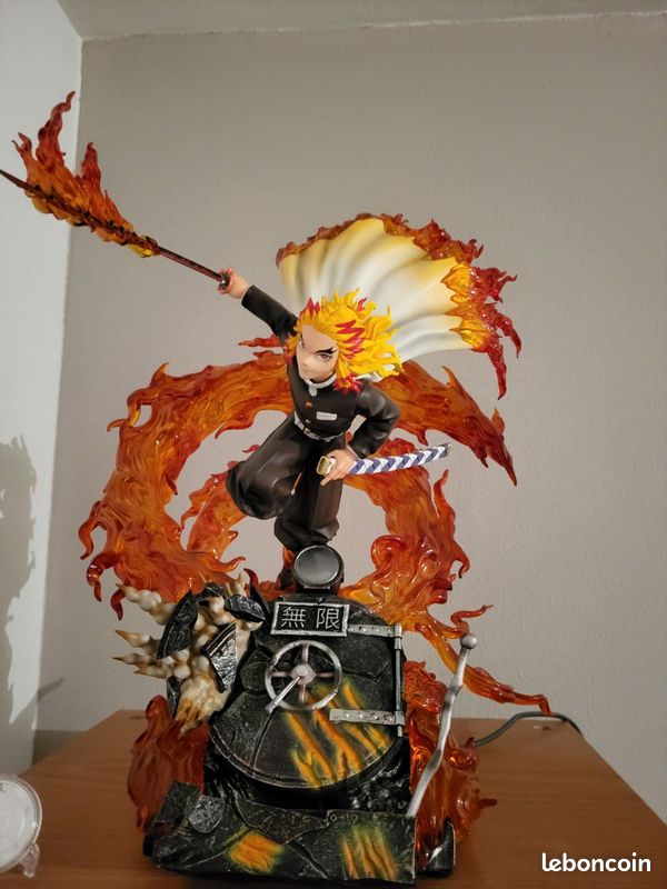 Rengoku statuea démon slayer (image 3)