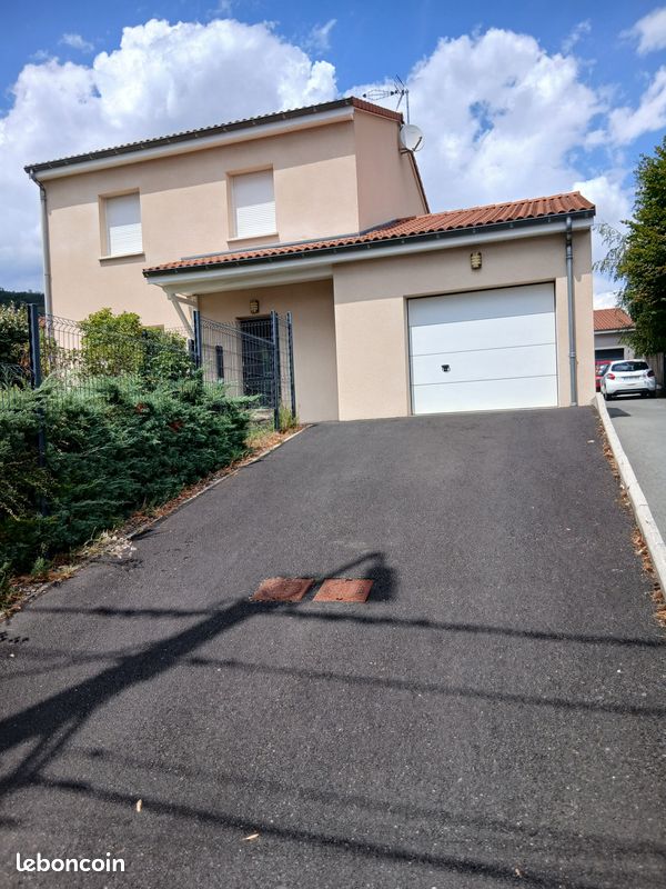 Maison 4 pièces 95 m² · à Clermont-Ferrand · 95 m² · 1 150 €