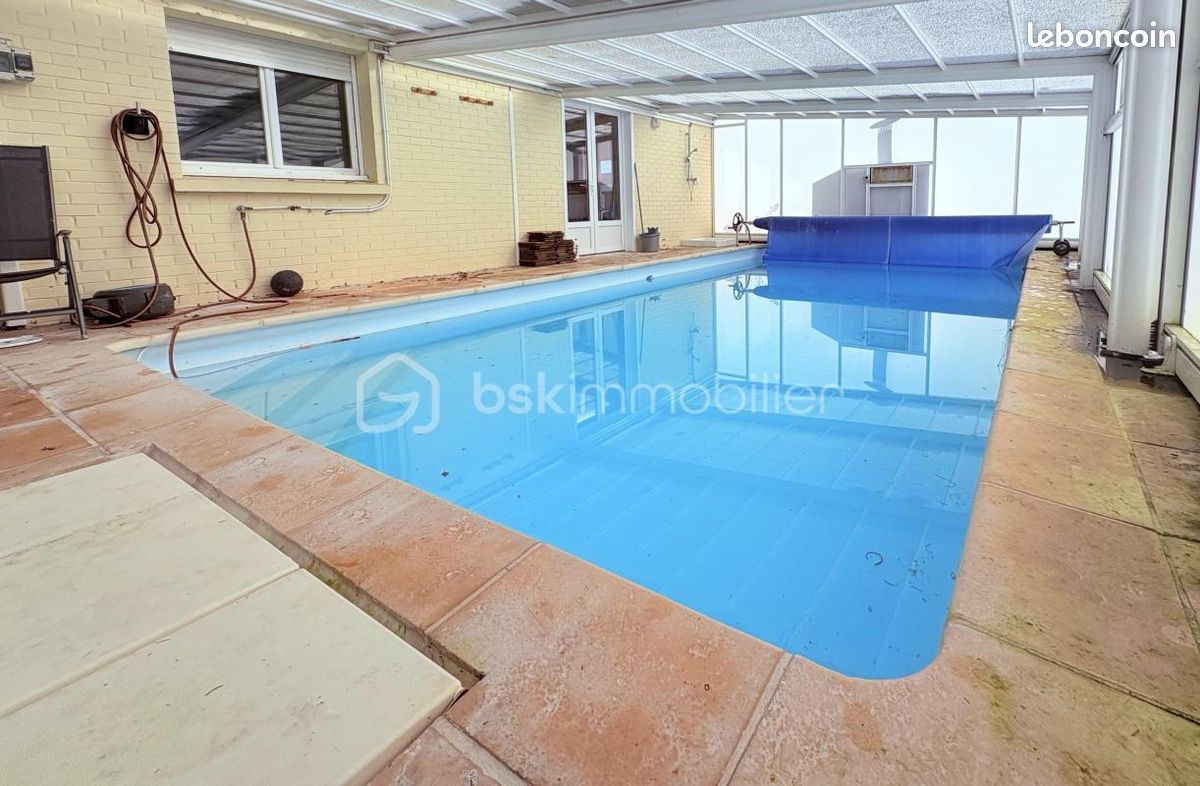 Maison 6 pièces 140 m² · à Genech · 140 m² · 420 000 €