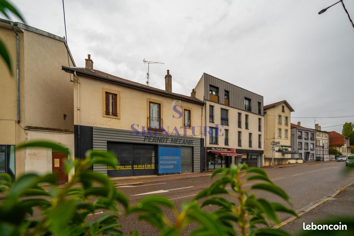 Immeuble 7 pièces 350 m² · à Pompey · 350 m² · 255 000 €