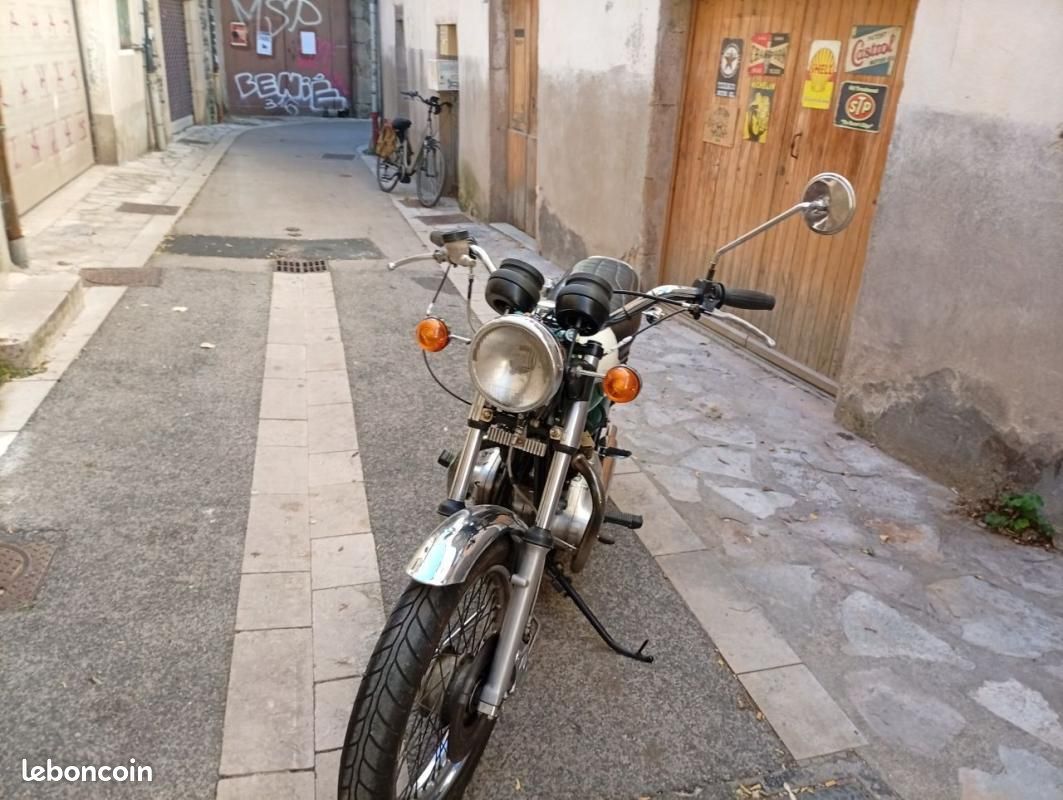 Triumph Bonneville 750 cm3 (image 4)