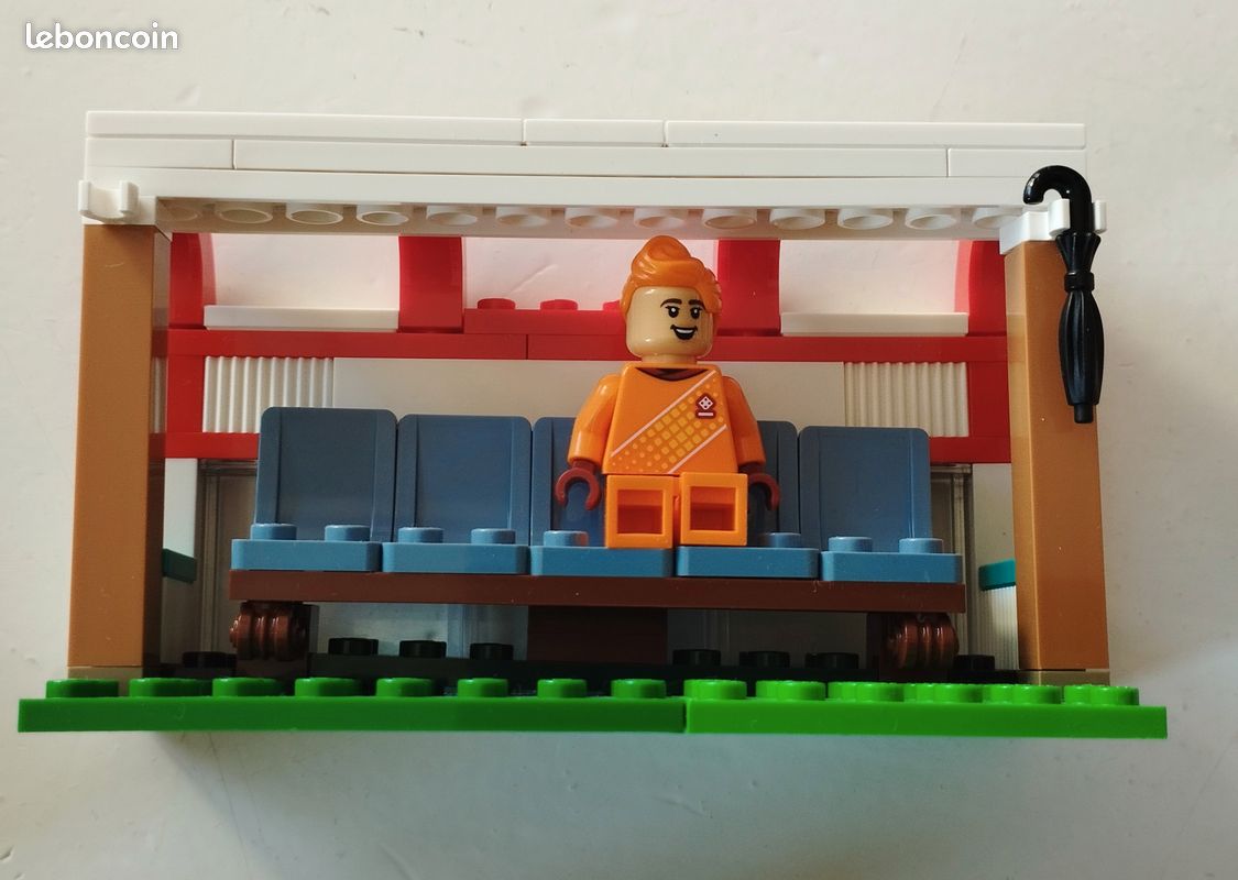 LEGO icons of play football Jeux Jouets