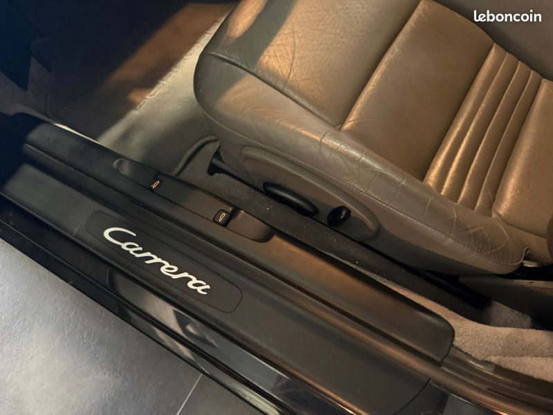 Porsche 911 COUPE (996) 320CH CARRERA BVM6 (image 12)