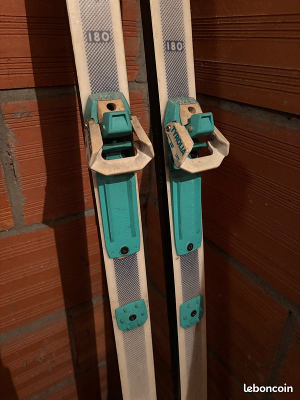 Vieux skis (image 4)