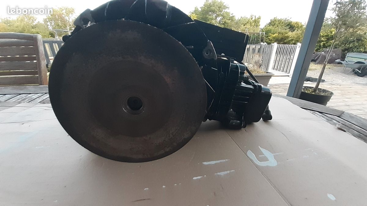 Moteur Briggs et Stratton BS937pour pieces (image 3)