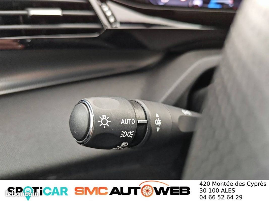 PEUGEOT 308 Hybrid 136 e-DCS6 GT (image 18)
