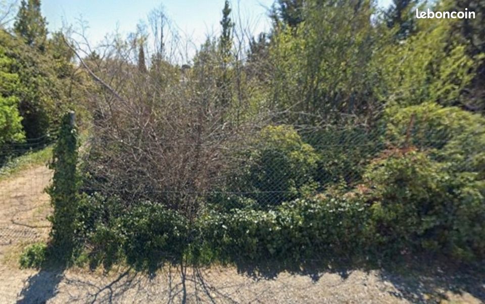 Terrain 419 m² · à Morières-lès-Avignon · 135 000 €