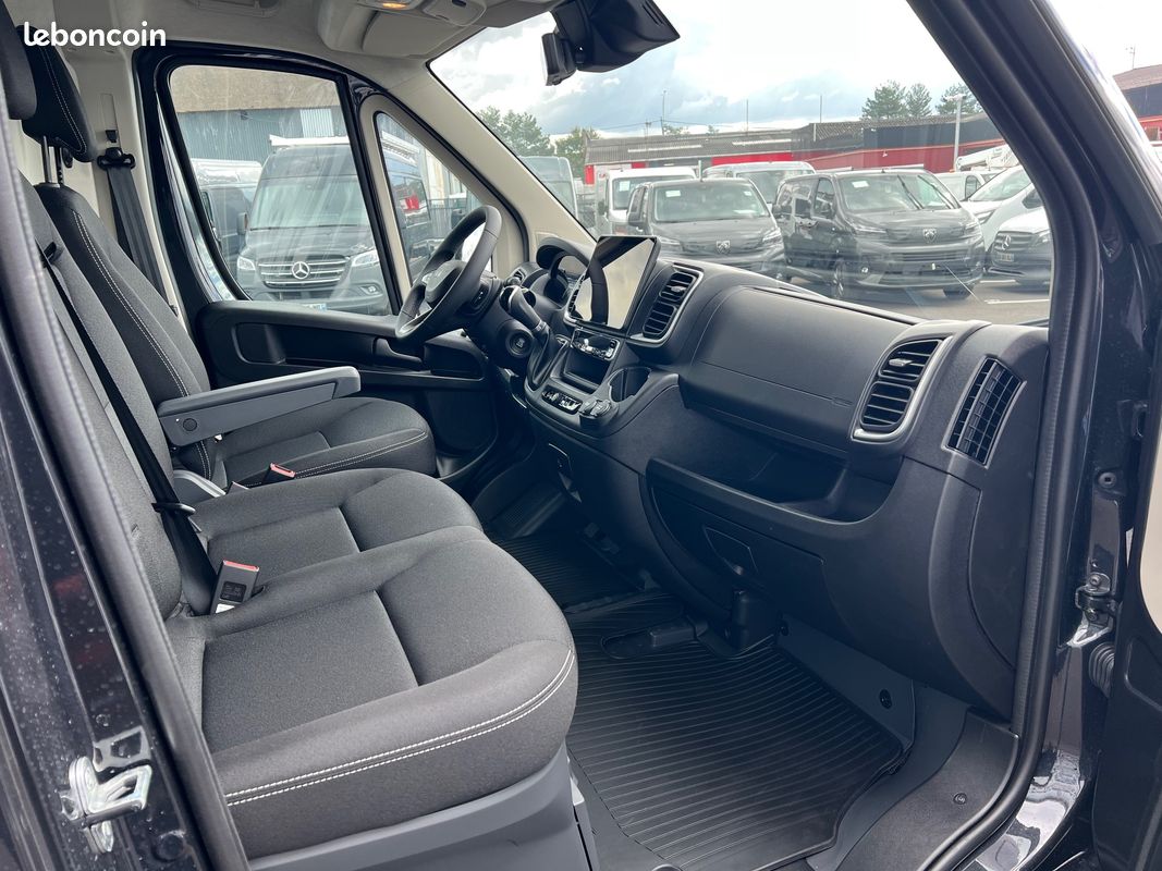 35950 ht Ducato L2H1 3.5 BVA8 Pack Premium Connect + (image 7)