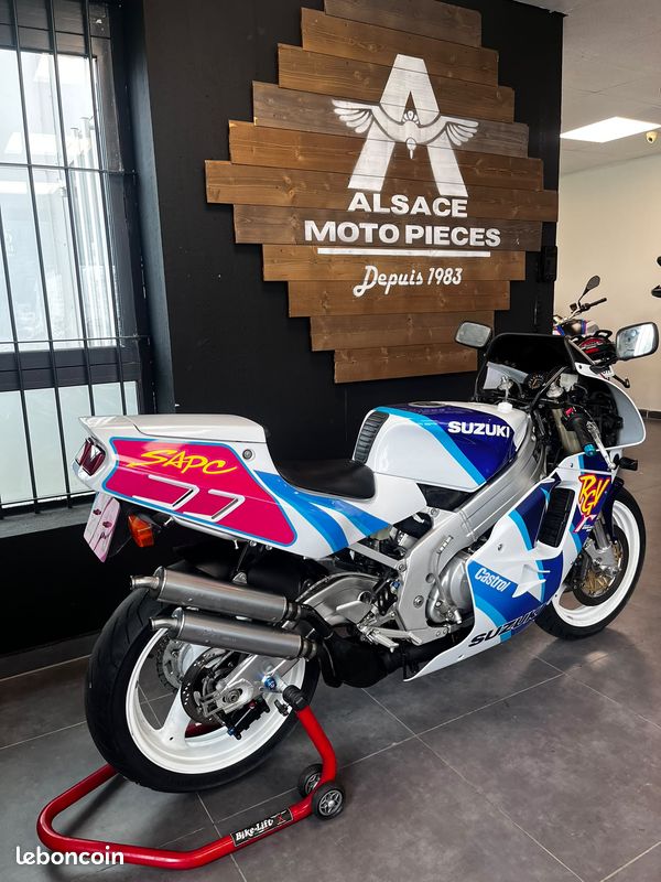 Superbe suzuki rgv 250 vj22 (image 5)