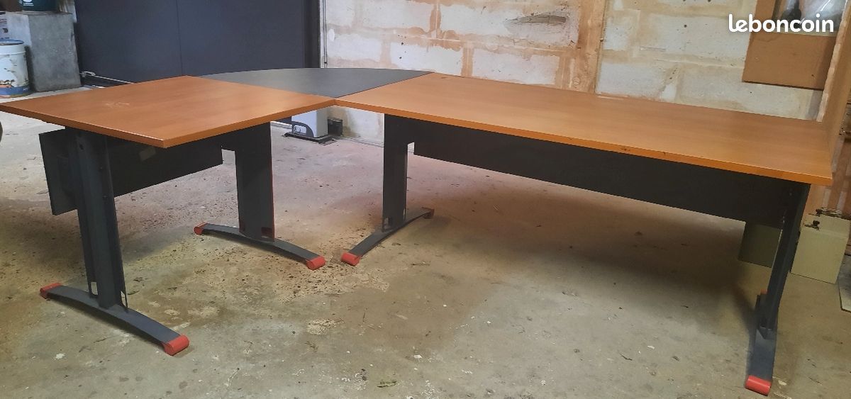 Grand bureau professionnel - bureau d'angle (image 1)