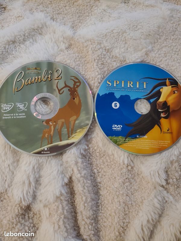 Lot de 2 dvd sans la boîte d'origine (image 1)