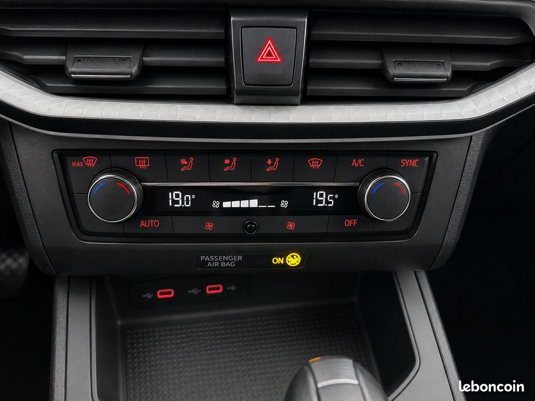 SEAT Ibiza 1.0 TSI 115 ch Start/Stop DSG7 FR (image 21)
